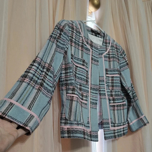 View Cropped Tweed Blazer/Dress Jacket, Light Blue/Pink Plaid, Lined, Sz 6, EUC! - Picture 3 of 14